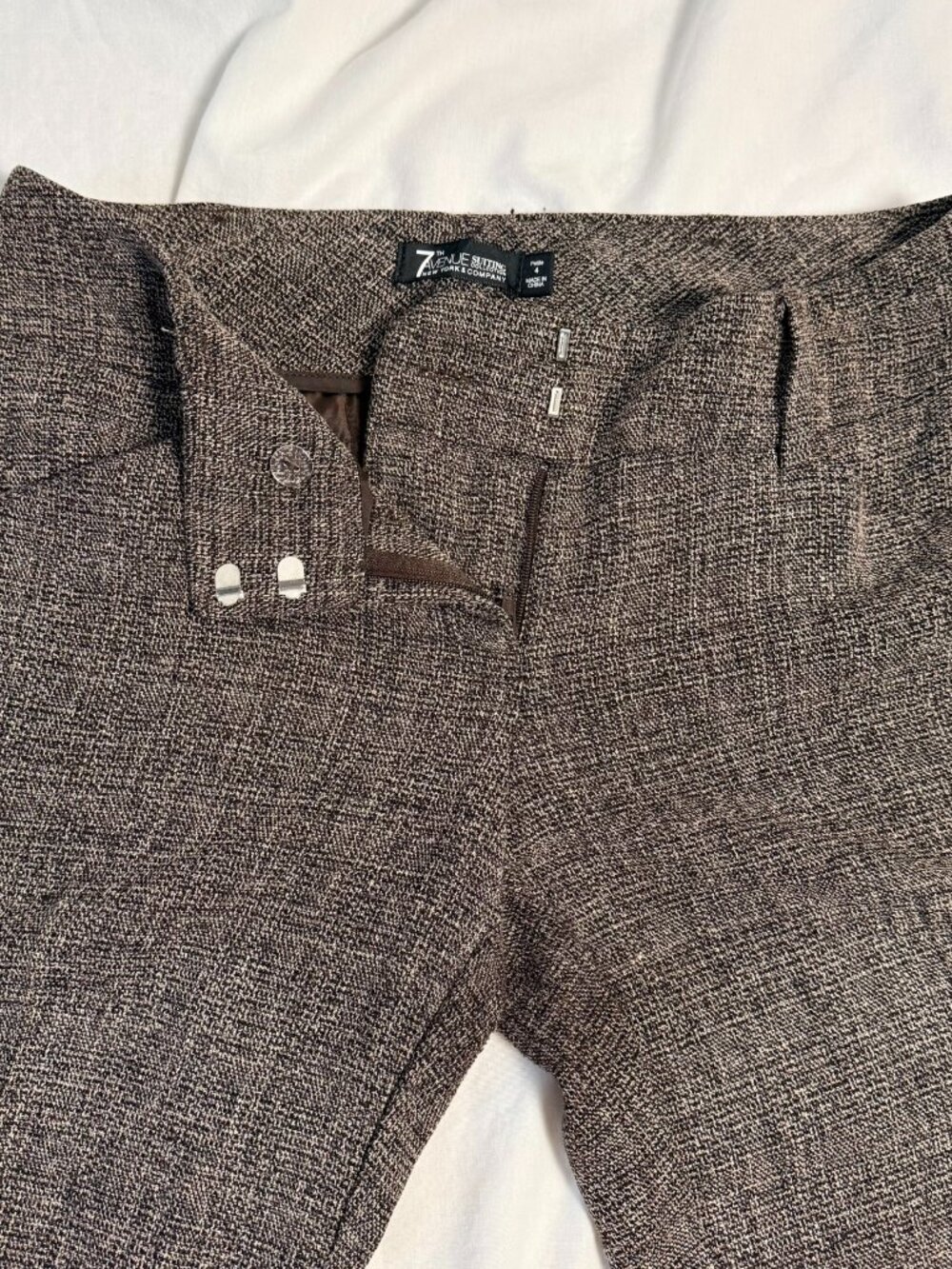 7th Avenue Suiting Collection – Petite 4 – Brown/Ivory Textured Dress Pants